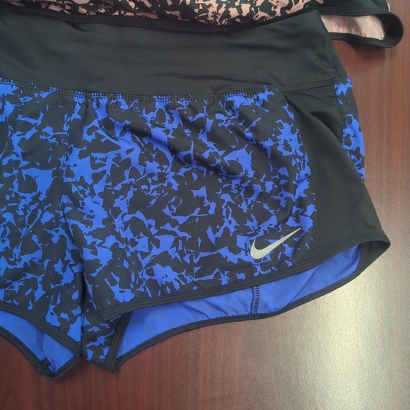 LOT of 2 - Nike Women Size XL Dri-Fit Brief Lined Inseam 3" Running Shorts - Picture 8 of 11